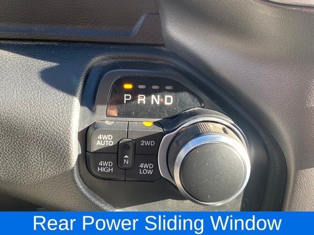 RAM 1500 Big Horn Crew Cab SWB 4WD 2019