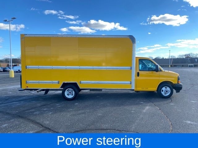 GMC Savana G3500 177 in. 2017