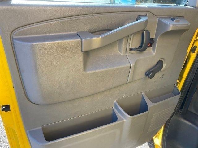 GMC Savana G3500 177 in. 2017