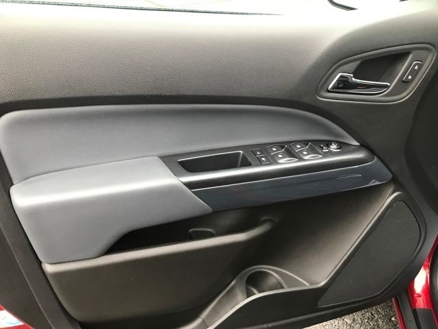 Chevrolet Colorado Z71 Crew Cab Long Box 4WD 2021