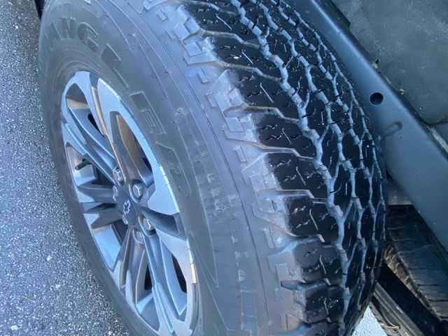 Chevrolet Colorado Z71 Crew Cab Long Box 4WD 2021