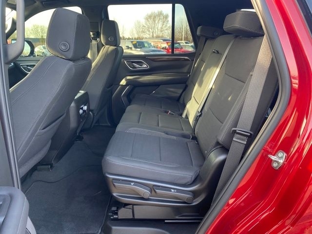 GMC Yukon SLE 4WD 2024