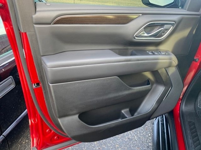 GMC Yukon SLE 4WD 2024