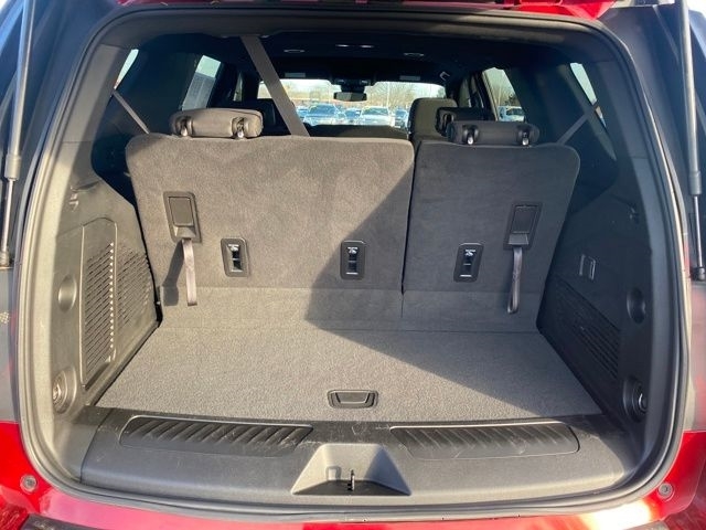 GMC Yukon SLE 4WD 2024