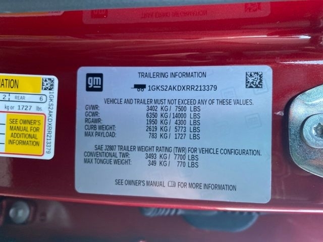 GMC Yukon SLE 4WD 2024