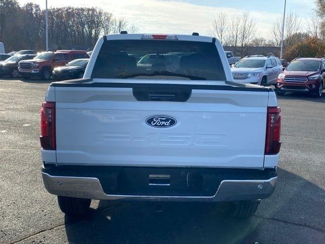 Ford F-150 XLT SuperCrew 4WD 2024