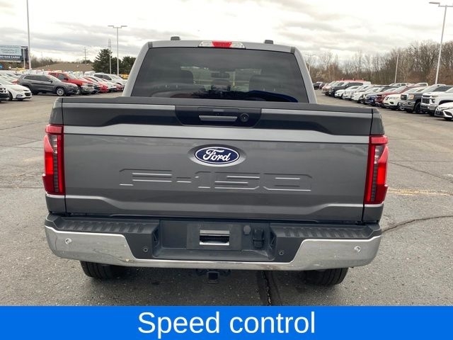 Ford F-150 XLT SuperCrew 4WD 2024