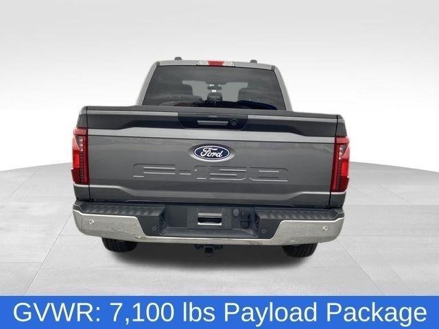 Ford F-150 XLT SuperCrew 4WD 2024