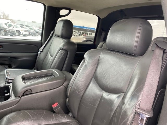 Chevrolet Avalanche 1500 4WD 2003