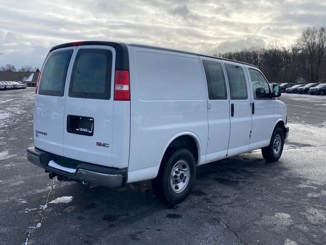 GMC Savana G2500 Cargo 2017
