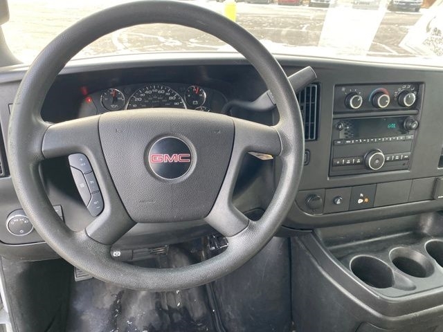 GMC Savana G2500 Cargo 2017