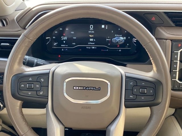 GMC Yukon XL Denali 4WD 2022