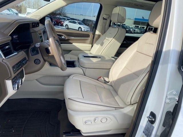 GMC Yukon XL Denali 4WD 2022