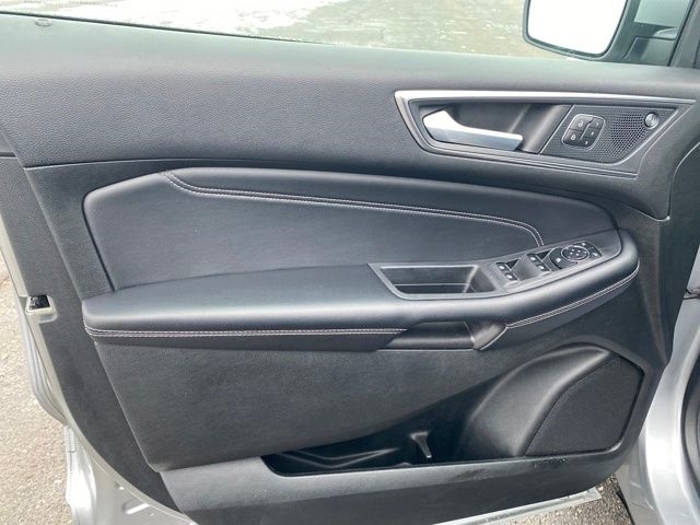 Ford Edge Titanium 2023