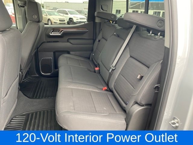 Chevrolet Silverado 1500 LT Crew Cab 4WD 2024