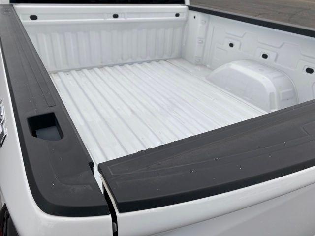 GMC Sierra 1500 Elevation Double Cab 4WD w/3VL 2024