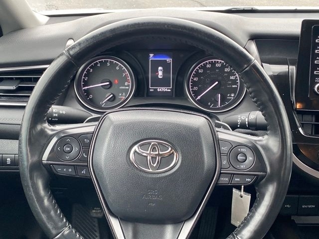 Toyota Camry SE 2023