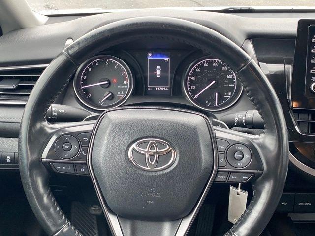 Toyota Camry SE 2023