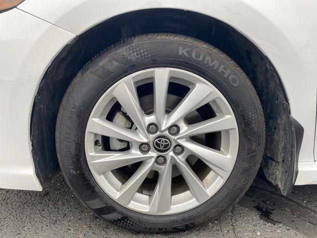 Toyota Camry SE 2023