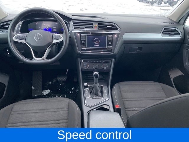 Volkswagen Tiguan S 2024