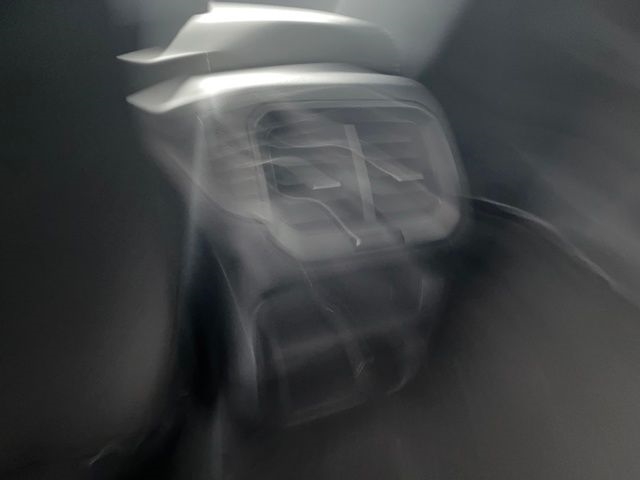 Volkswagen Tiguan S 2024