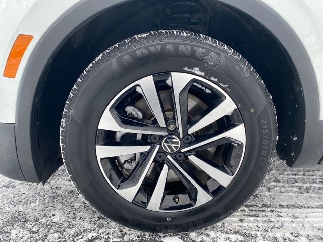 Volkswagen Tiguan S 2024