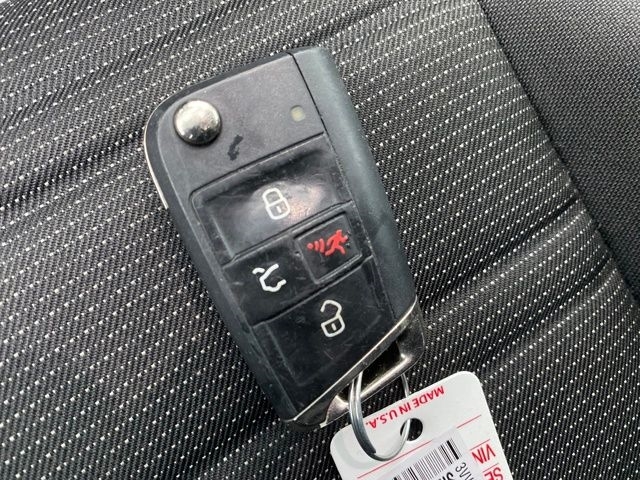 Volkswagen Tiguan S 2024