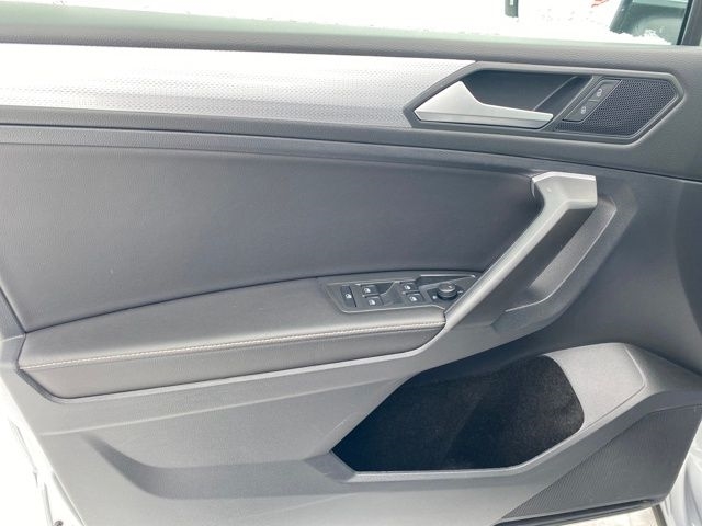 Volkswagen Tiguan S 2024