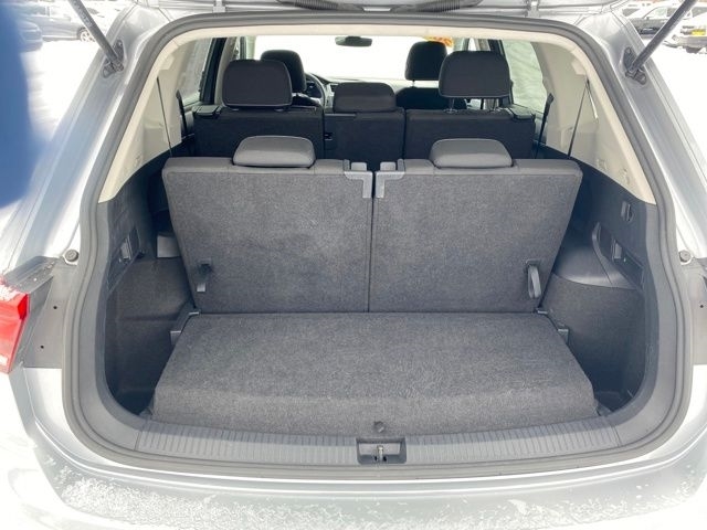 Volkswagen Tiguan S 2024