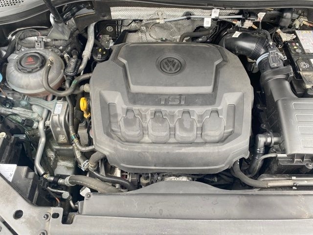 Volkswagen Tiguan S 2024