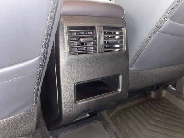 Mitsubishi Outlander PHEV SE 2025