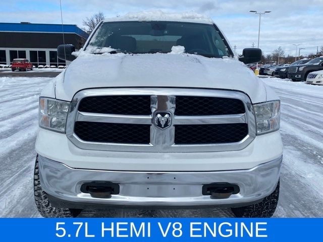 RAM 1500 Classic Tradesman Crew Cab SWB 4WD 2023