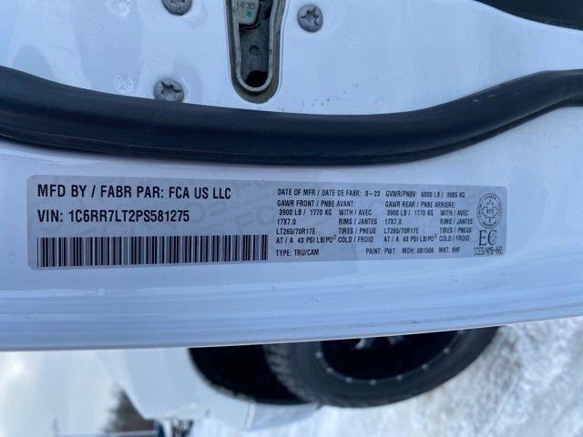 RAM 1500 Classic Tradesman Crew Cab SWB 4WD 2023