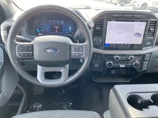 Ford F-150 XLT SuperCrew 4WD 2024