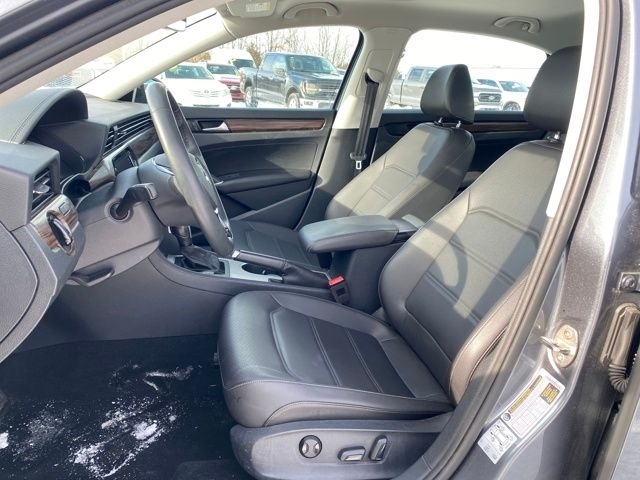 Volkswagen Passat Highline 2022