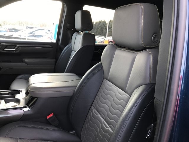 Chevrolet Silverado 1500 ZR2 Crew Cab 4WD 2023