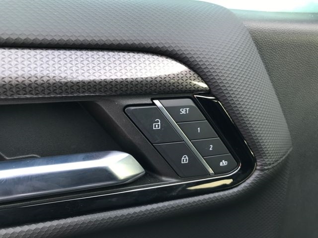 Chevrolet Silverado 1500 ZR2 Crew Cab 4WD 2023