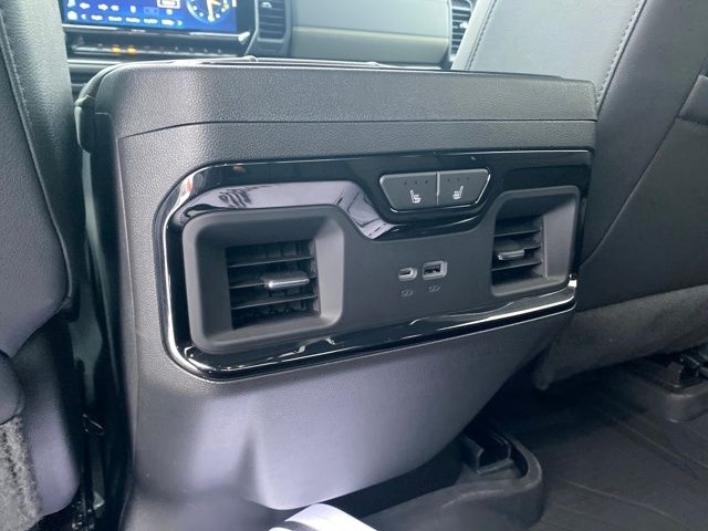 Chevrolet Silverado 1500 ZR2 Crew Cab 4WD 2023