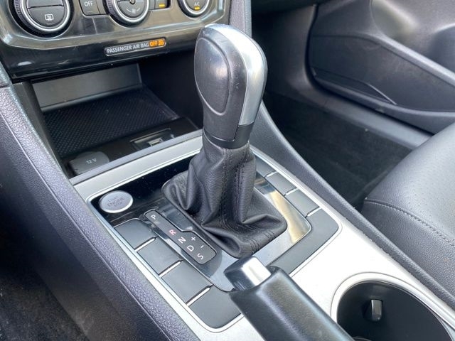 Volkswagen Passat Highline 2022