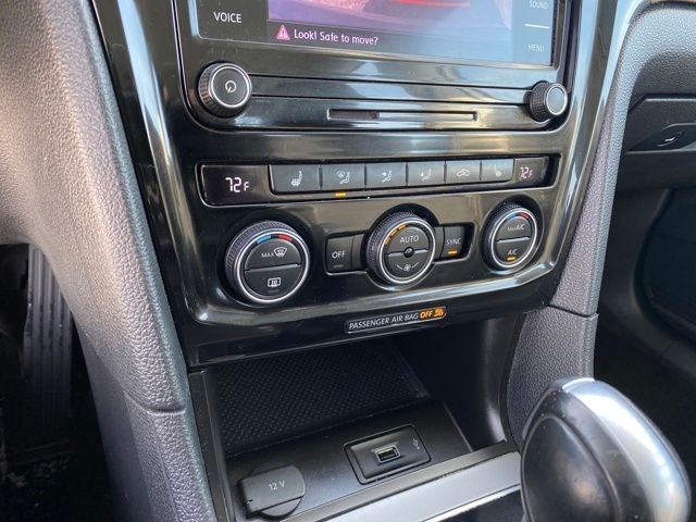 Volkswagen Passat Highline 2022