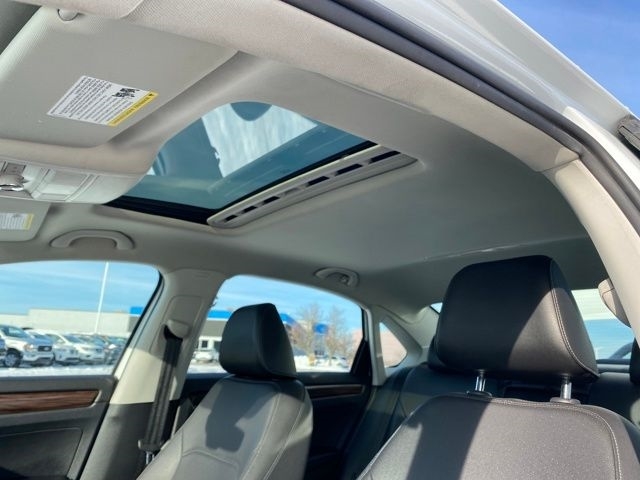 Volkswagen Passat Highline 2022