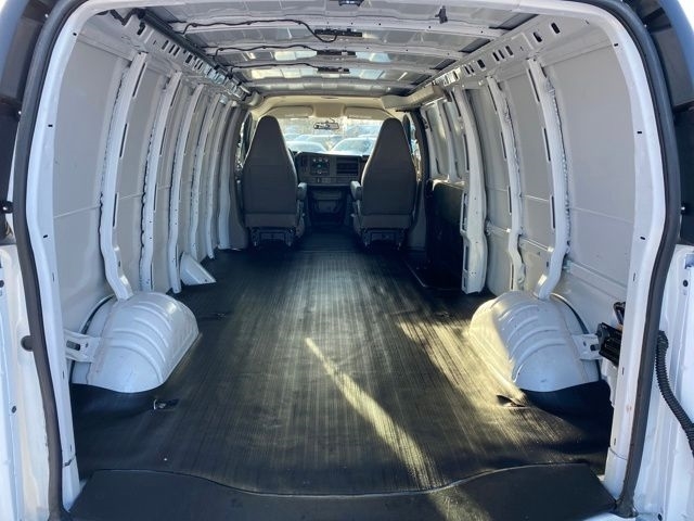 GMC Savana G2500 Extended Cargo 2024