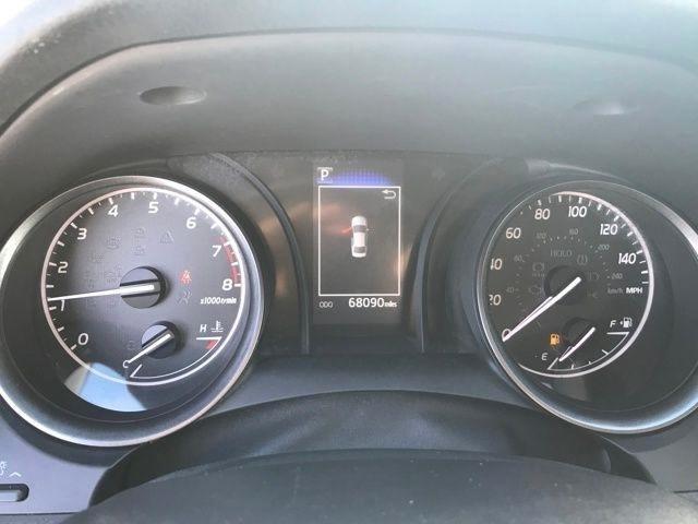 Toyota Camry SE 2023