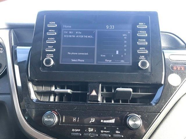 Toyota Camry SE 2023