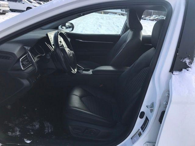 Toyota Camry SE 2023