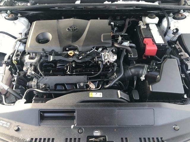 Toyota Camry SE 2023