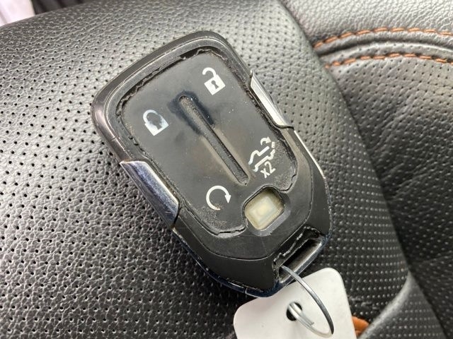 GMC Sierra 1500 AT4 Crew Cab Long Box 4WD 2020