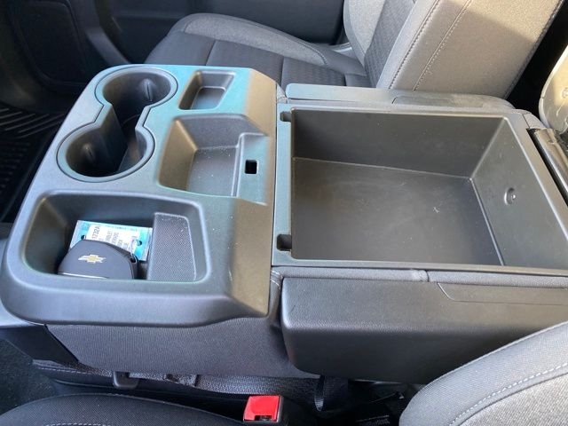 Chevrolet Silverado 1500 Custom Crew Cab 2WD 2022