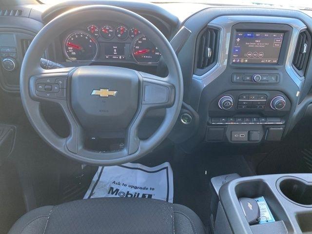 Chevrolet Silverado 1500 Custom Crew Cab 2WD 2022