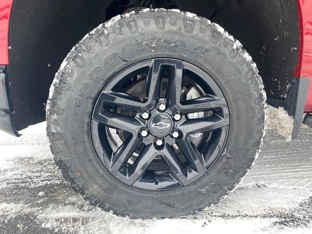 Chevrolet Silverado 1500 Custom Trail Boss Double Cab 4WD 2020